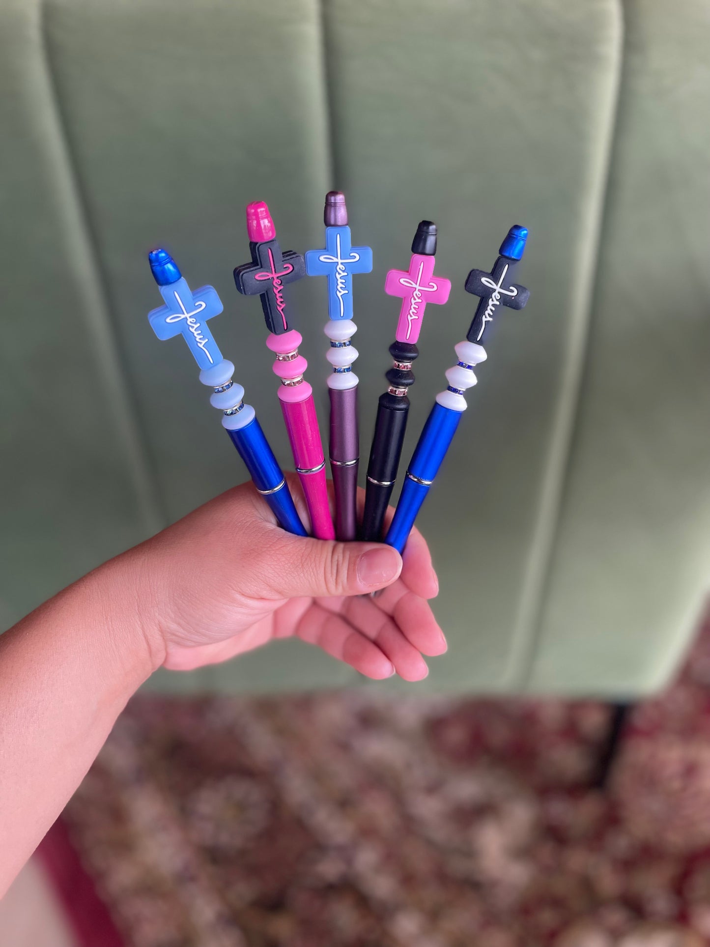 SURPEISE ME! Jesus Pens